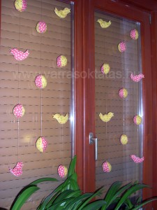 húsvéti ablak dekoráció varrás