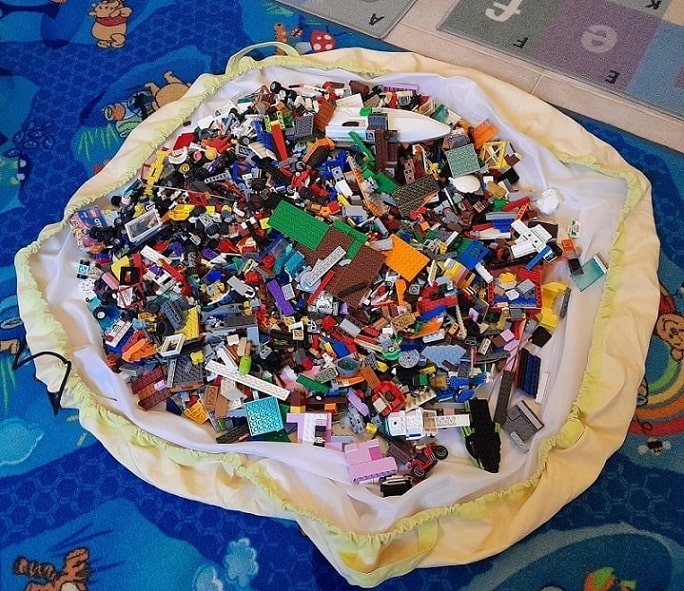 lego szőnyeg varrása